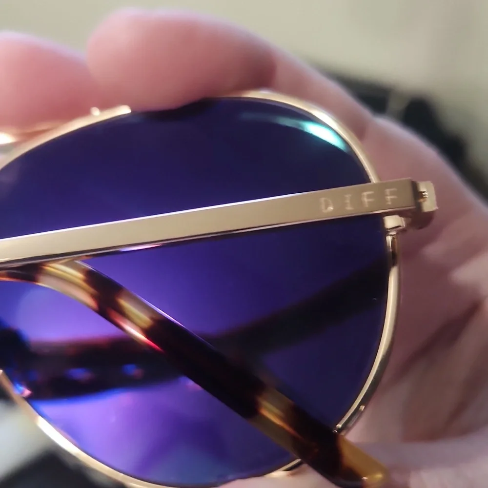 DIFF Eyewear Koko Kardashian Mirrored Pink Gold Frame Aviators Summer Sunglasses - Picture 6 of 8